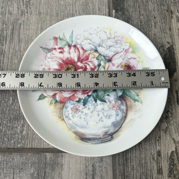 Floribunda Roses & Peonies Floral Plate Hand Decorated Embossed Flower Bouquet - Picture 9 of 10